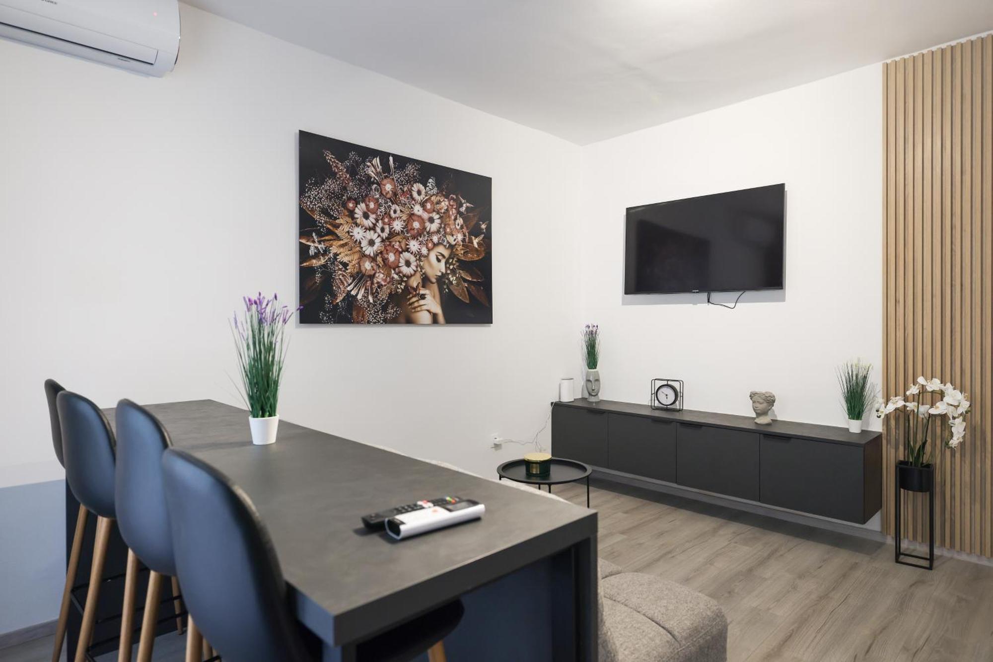 Classy Apartments In City Centar Zadar Exterior photo